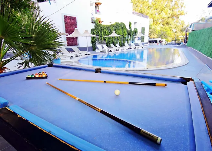 호텔 Bleu Nuit + Bodrum