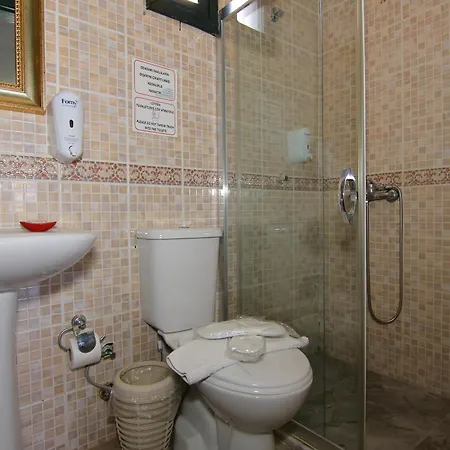 Bleu Nuit + Ξενοδοχείο