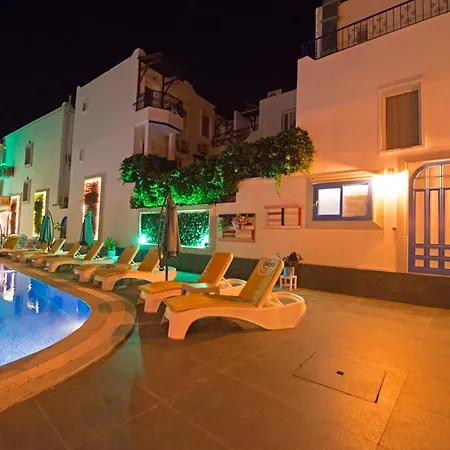 Hotel Bleu Nuit + Bodrum