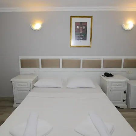 Bleu Nuit + ホテル