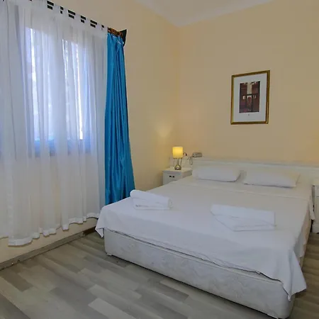 ホテル Bleu Nuit + ボドルム