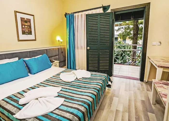 Bleu Nuit + מלון בודרום