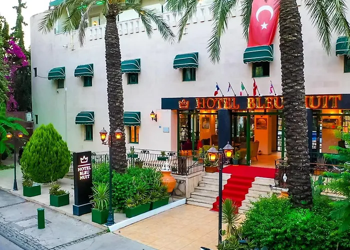 Bleu Nuit + * בודרום