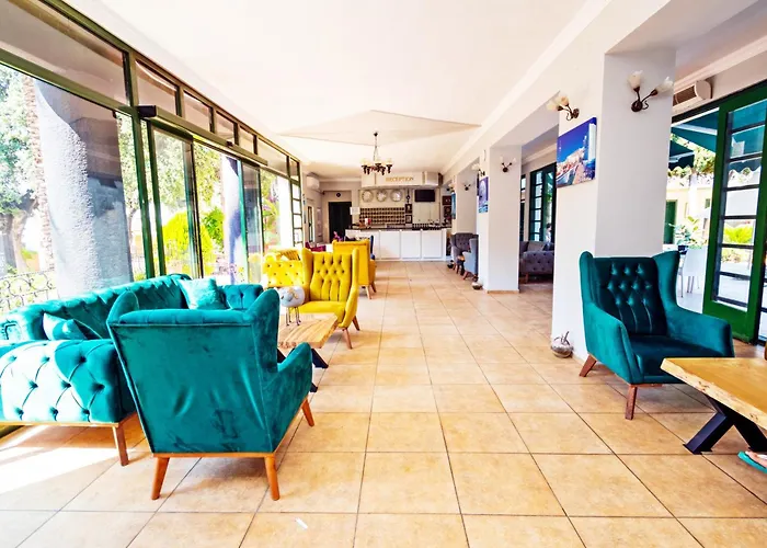 Bleu Nuit + מלון